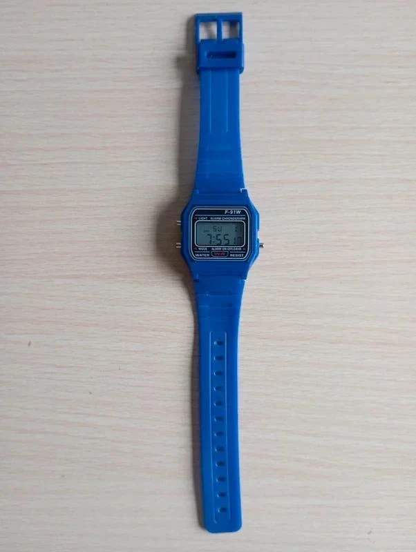 Reloj Clásico WR azulon sin estrenar – photo 2